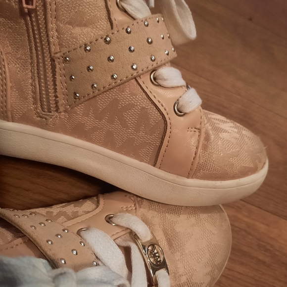 SOLD Michael Kors Pink Shoes, Size 10c - Picture 9 of 12